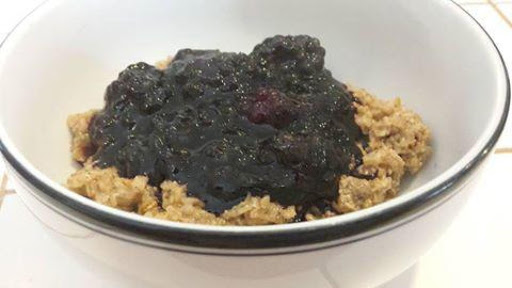 Irish Porridge with Berry Compote 