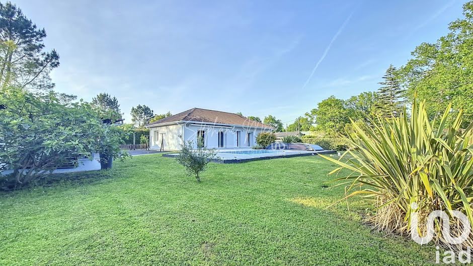 Vente maison 6 pièces 128 m² à Saint-Aubin-de-Médoc (33160), 475 000 €