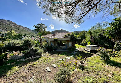 Maison avec terrasse 2