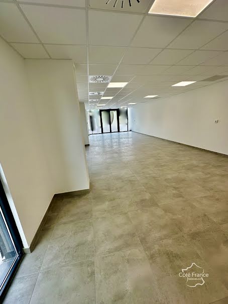 Vente locaux professionnels  114 m² à Montpellier (34000), 1 330 €