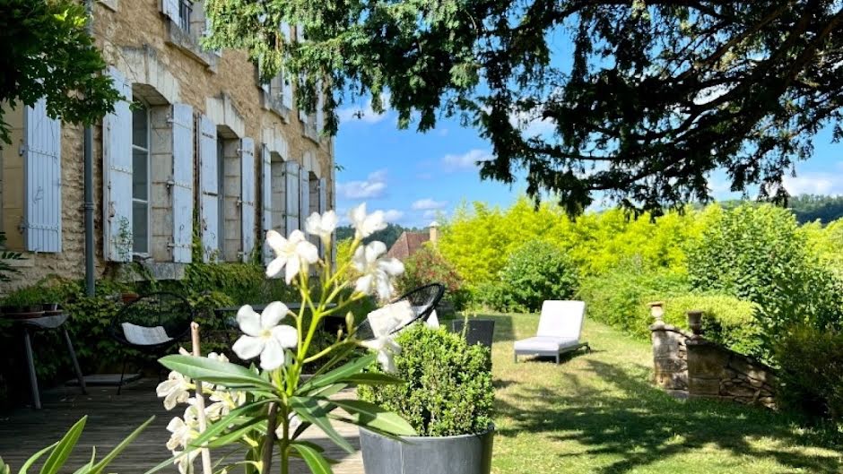 Vente maison 15 pièces 460 m² à Sarlat-la-caneda (24200), 1 018 500 €