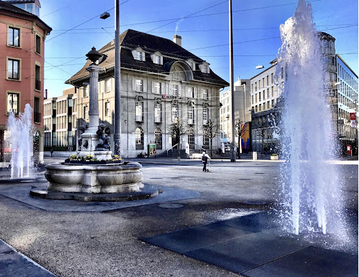 Fontane in piazza  di Capirizzo