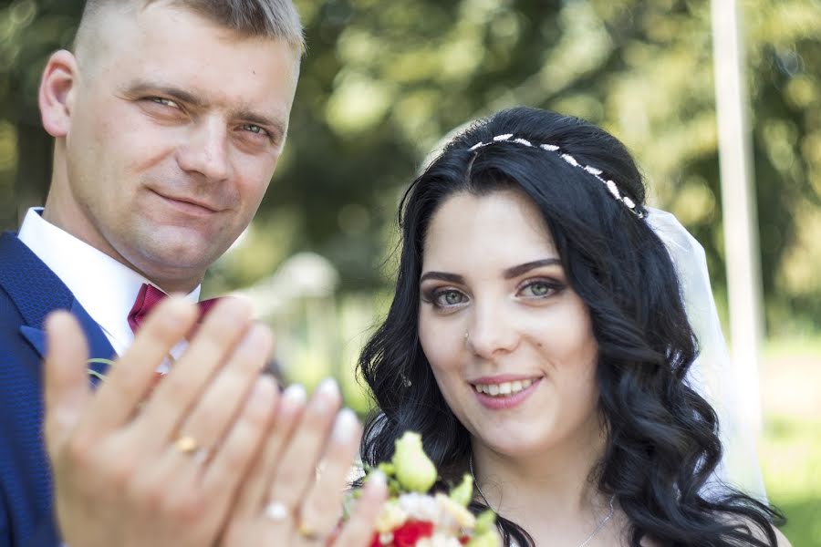 Fotografo di matrimoni Konstantin Kic (kostantin). Foto del 5 gennaio 2019