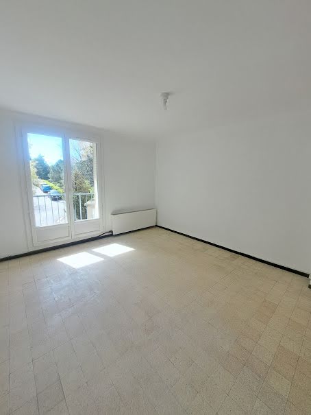 Location  appartement 3 pièces 51.55 m² à Marseille 4ème (13004), 811 €