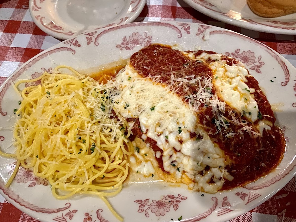 Chicken parm - the portions are great!