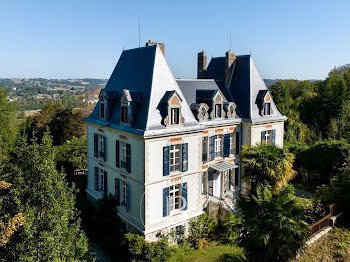 château à Salies-de-bearn (64)