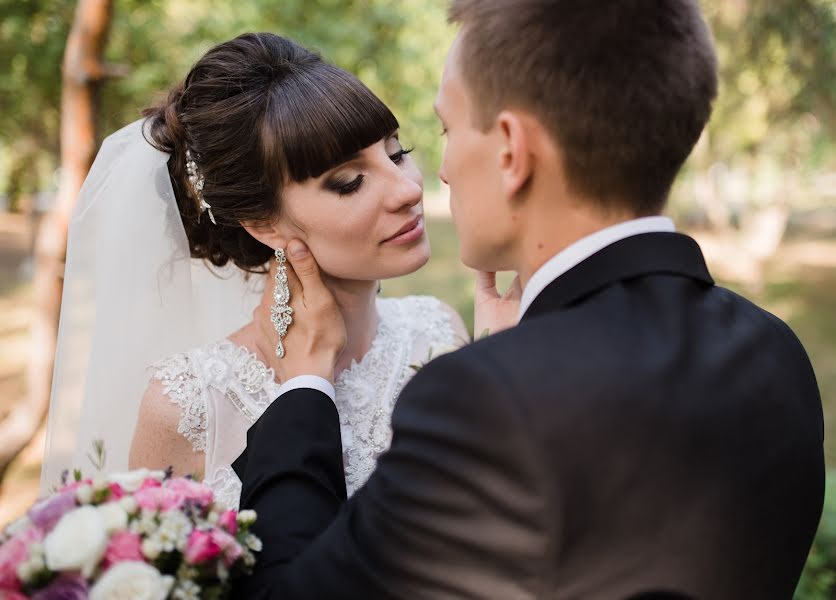 ช่างภาพงานแต่งงาน Veronika Zozulya (veronichzz) ภาพเมื่อ 21 เมษายน 2017