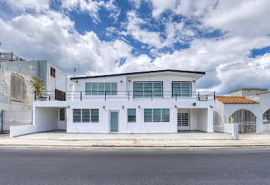 Apartment with terrace 1