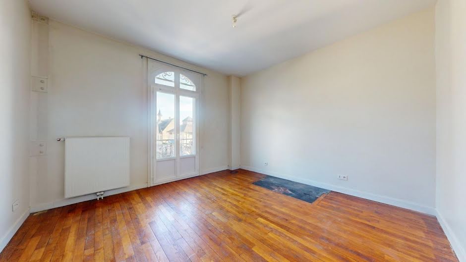 Location  appartement 4 pièces 77 m² à Soissons (02200), 860 €