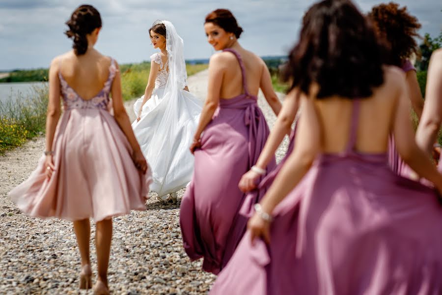 Fotógrafo de casamento Marius Barbulescu (mariusbarbulescu). Foto de 7 de dezembro 2018