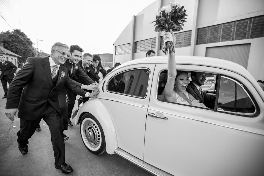 Fotografo di matrimoni Igor Guedes (igorguedesfotog). Foto del 1 luglio 2014