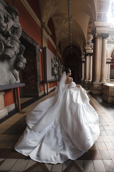 Fotógrafo de casamento Elena Kotova (maoli). Foto de 25 de março 2023