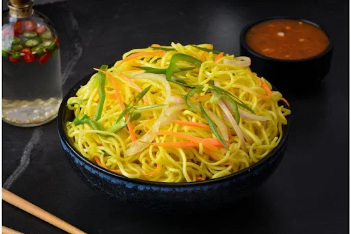 Veg Hakka Noodles