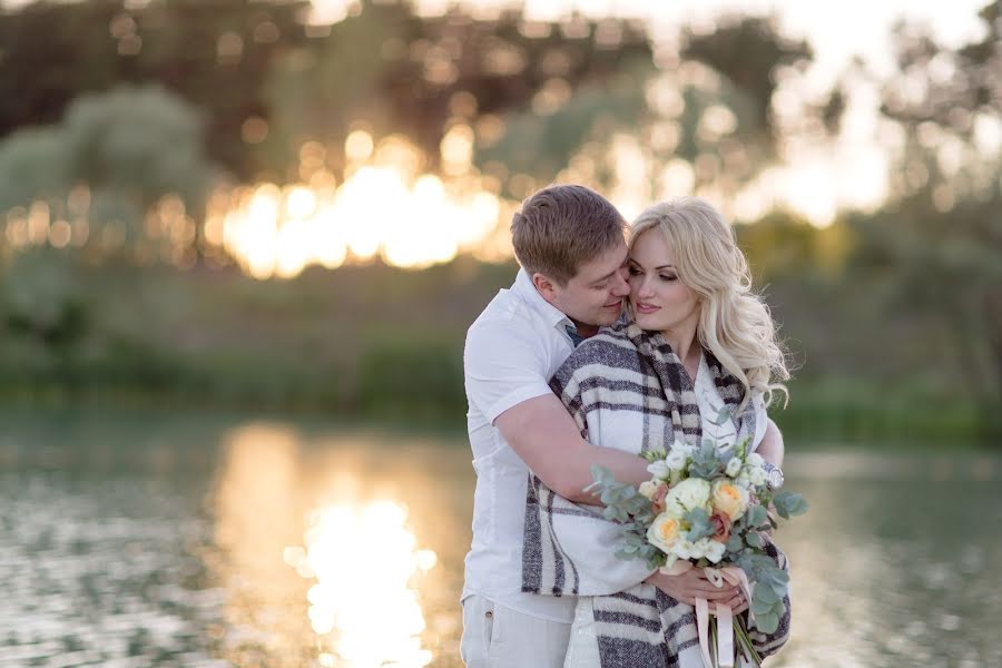 Fotógrafo de bodas Aleksey Gvozdelko (feo3000). Foto del 13 de julio 2016