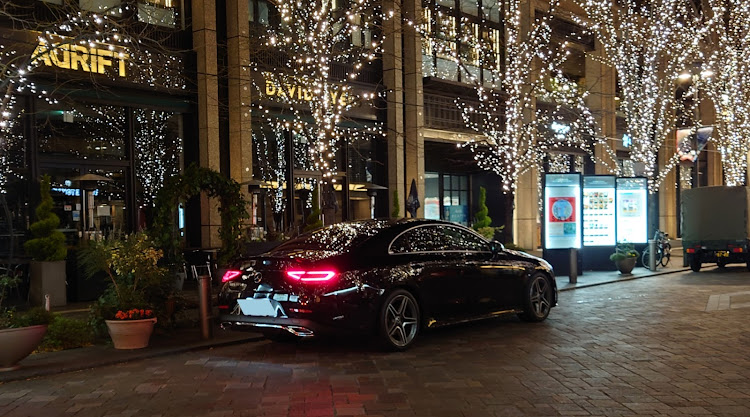 CLSクラス クーペのリアスポイラー有り派？無し派？・メルセデス・ベンツ・Y32・パトカーとコラボ・CLSに関するカスタム事例の投稿画像3枚目