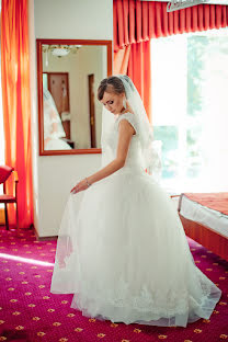 Wedding photographer Elena Proskuryakova (elenaprofoto). Photo of 24 February 2018