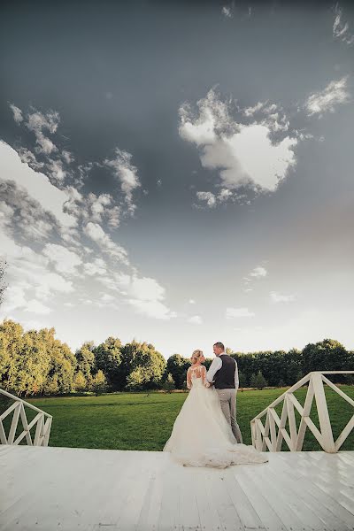 Wedding photographer Elena Kosmatova (kosmatova). Photo of 15 October 2018