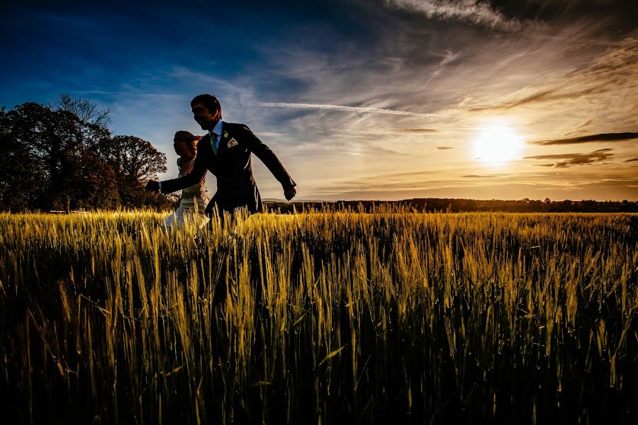 Fotógrafo de bodas Verity Sansom (veritysansompho). Foto del 17 de julio 2015