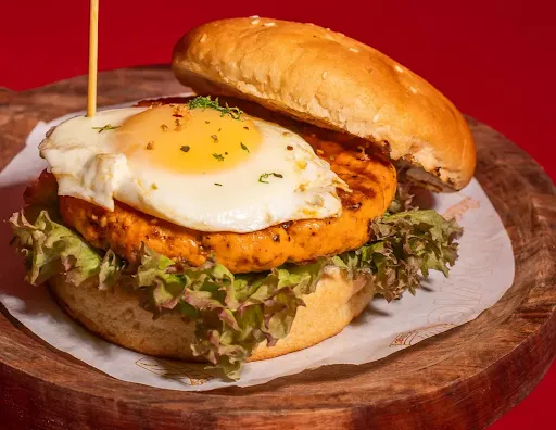 Spicy Grilled Chicken With Egg Burger