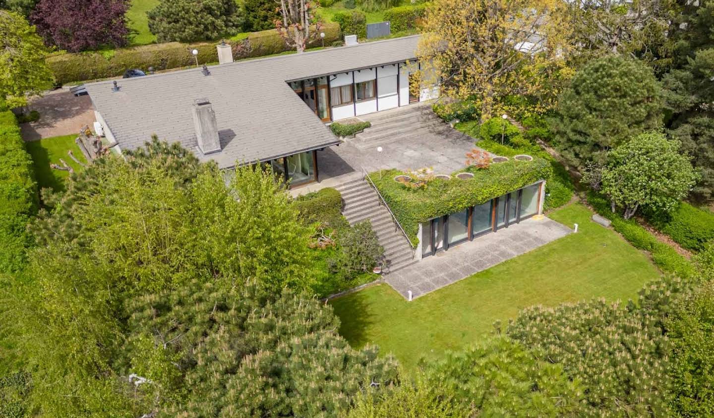 Maison avec piscine et jardin Begnins