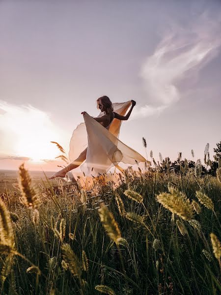 Fotografo di matrimoni Anna Nikolaeva (byrayskaya). Foto del 18 giugno 2019