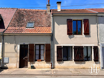 maison à Saint-Amand-Montrond (18)