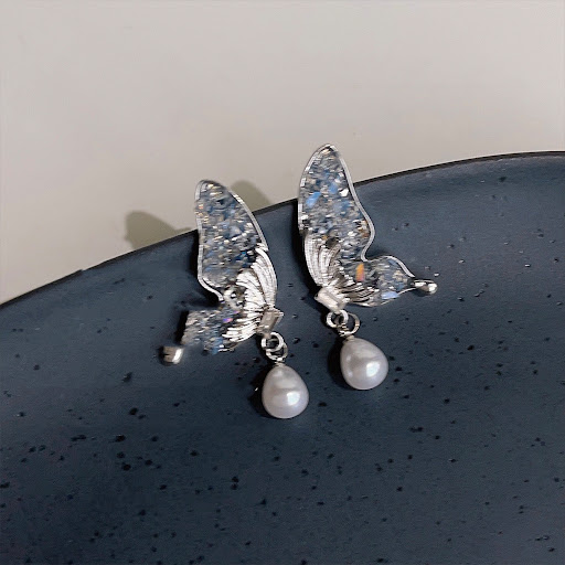 Title 3, Womens Fashion Simple Glass Crystal Butterfly ...