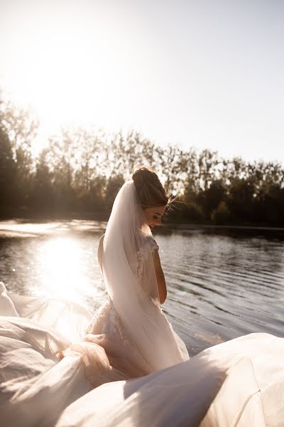 Wedding photographer Lesya Prodanik (lesyaprodanyk). Photo of 13 December 2018