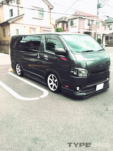 ハイエース のハイエース0系 ワンオフ リアルカーボンに関するカスタム メンテナンスの投稿画像 車のカスタム情報はcartune