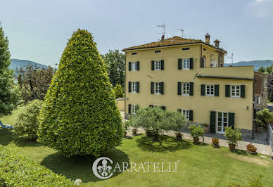 Villa avec jardin et terrasse 13