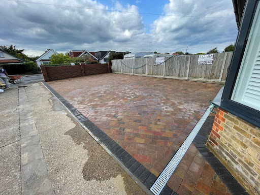45 degree three size paving driveway Hillingdon UB10 