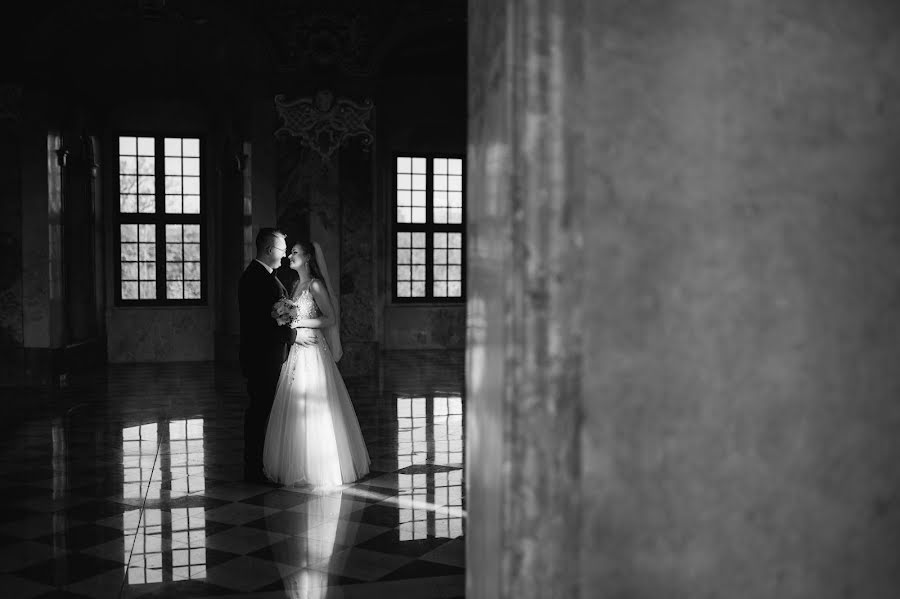 結婚式の写真家Szymon Bartos (bartosfoto)。2023 11月8日の写真