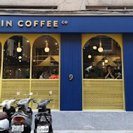 GinGin Coffee Company(中正一店)