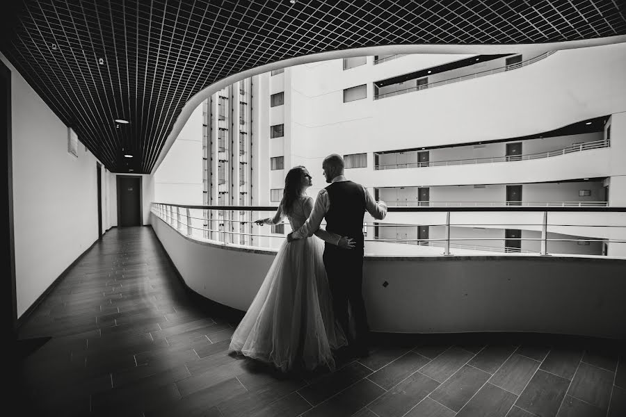 Wedding photographer Dmitriy Rey (dmitriyray). Photo of 19 April 2020