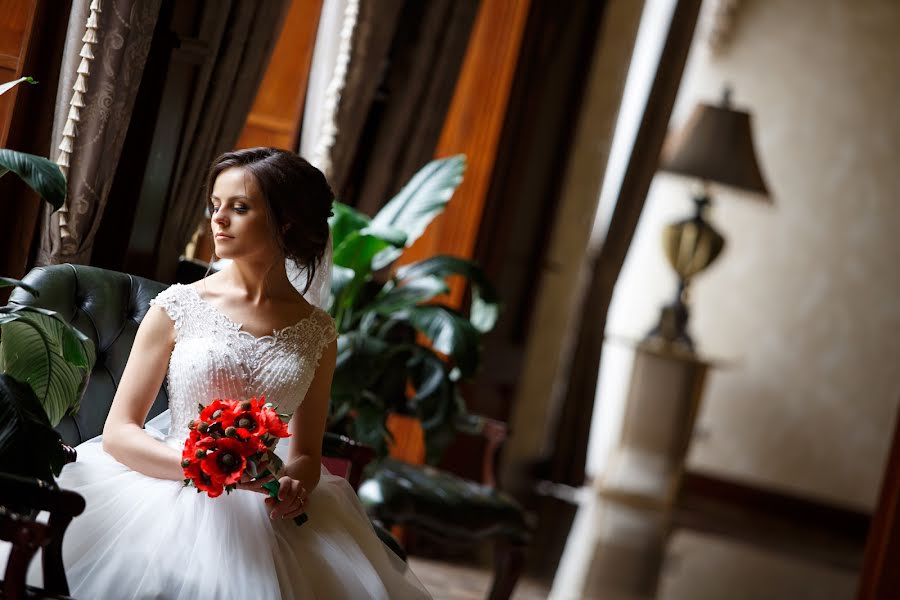 Fotógrafo de casamento Denis Romanchenko (photograf). Foto de 14 de maio 2019