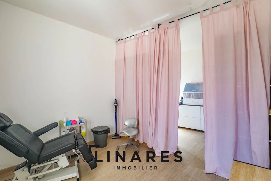 Location meublée locaux professionnels 1 pièce 21.25 m² à Marseille 11ème (13011), 650 €