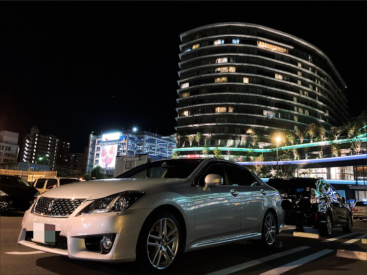 クラウンアスリートの街でパシャリ・純正・夜景と愛車・ドライブに関するカスタム事例の投稿画像2枚目