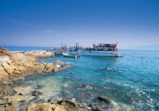 boat-tour-Puerto-Vallarta.jpg - A boat excursion out of Puerto Vallarta, Mexico.