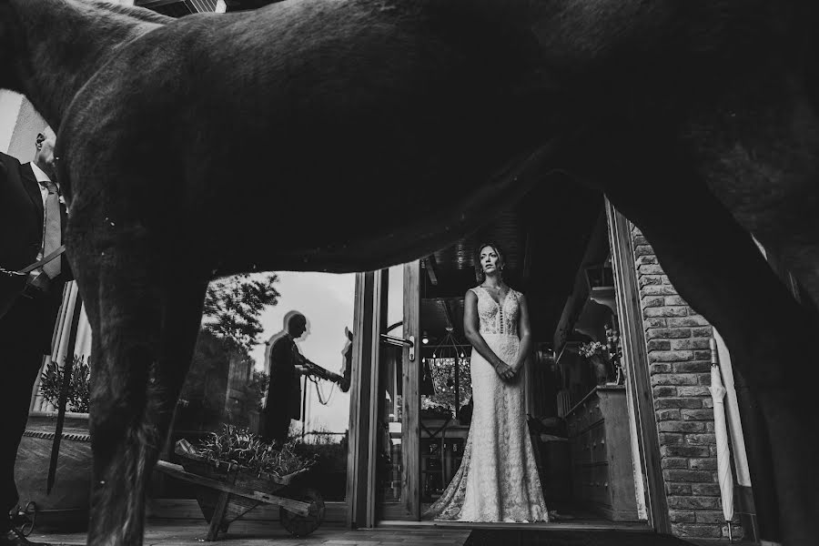 Fotógrafo de casamento Enrico Pezzaldi (enricopezzaldi). Foto de 1 de abril 2021