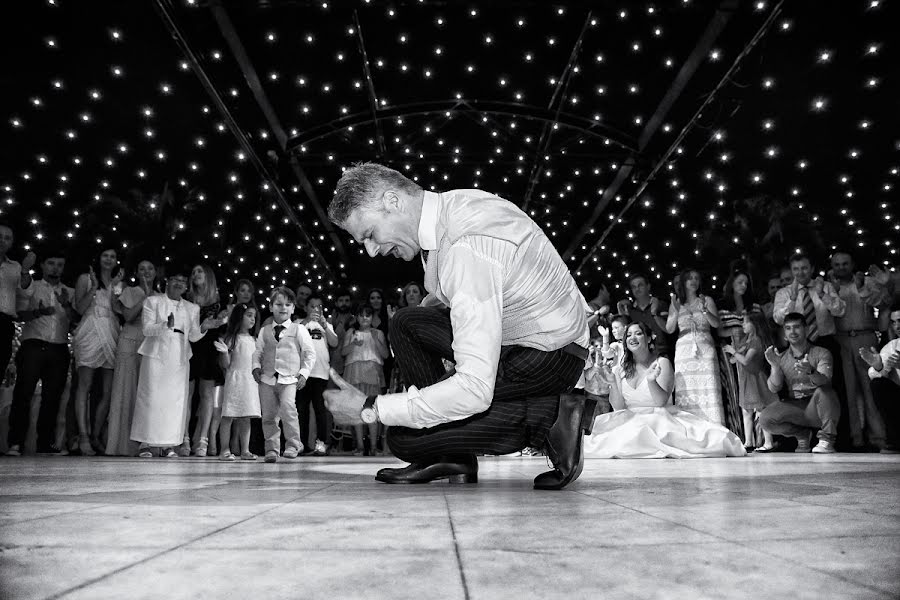 Fotógrafo de casamento Grigoris Leontiadis (leontiadis). Foto de 3 de junho 2016