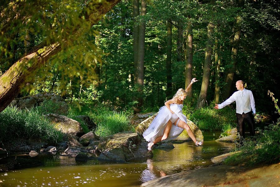 Fotógrafo de casamento Pavel Ruzicka (ruzicka). Foto de 17 de abril 2015