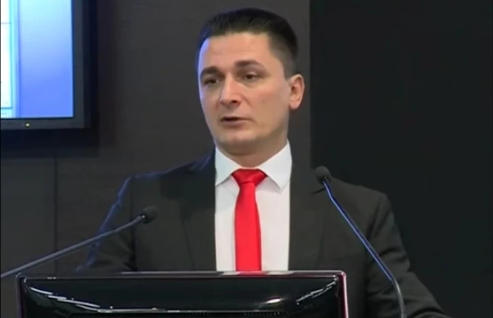 Kuzmanović (DS): Očekujem da studenti promene taktiku borbe, to je ono što zbunjuje režim