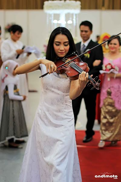 Photographe de mariage Andi Kusuma Andi (andimoto). Photo du 7 avril 2017