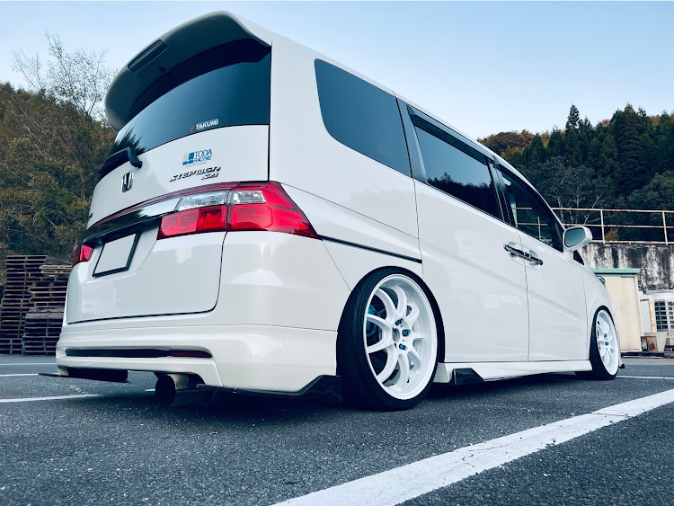 ステップワゴンの愛車のお尻はこんな感じ・ステップワゴン・いいね＆フォロー＆コメントありがとうございます・D9R・無限MUGENに関するカスタム事例の投稿画像3枚目