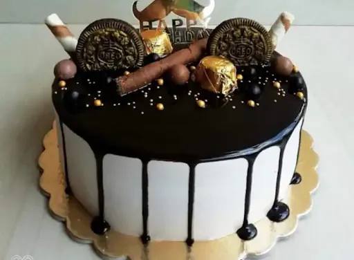 Eggless Special Oreo Chocolate Cake [450 Grams]