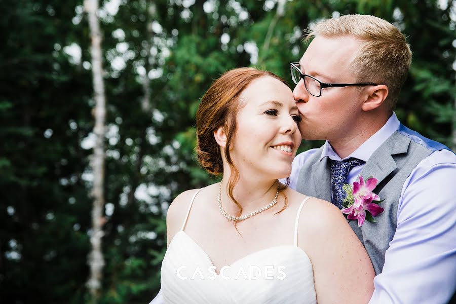 Wedding photographer Megan Elrick (cascadesphoto). Photo of 9 May 2019