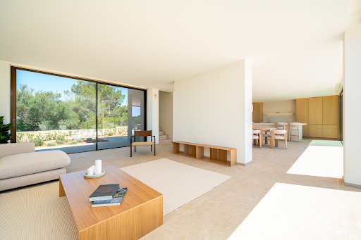 House with pool and garden 5