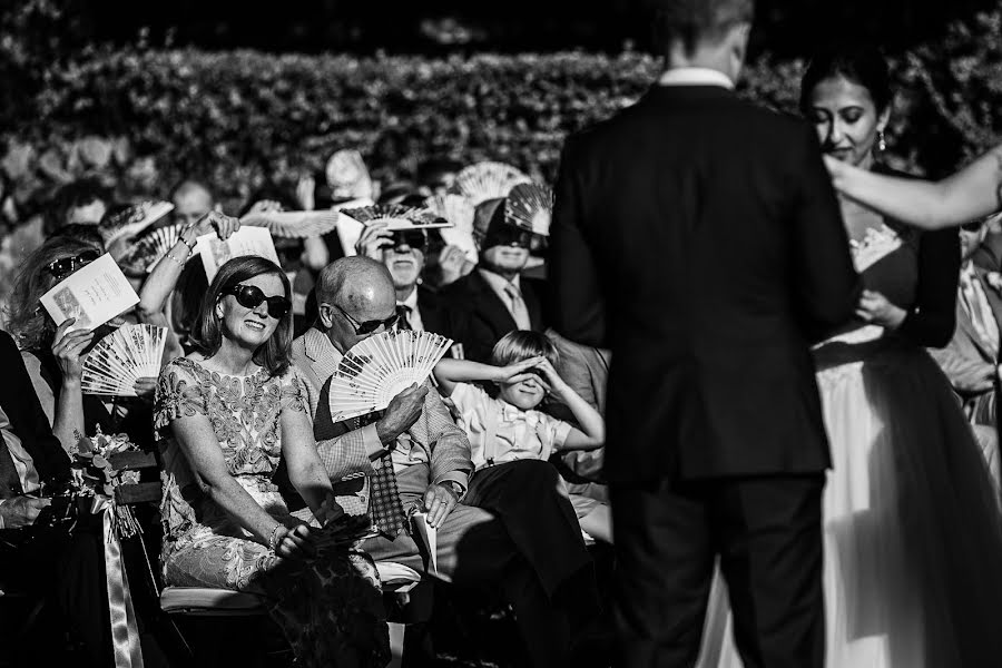 Wedding photographer Alessandro Morbidelli (moko). Photo of 19 May 2020