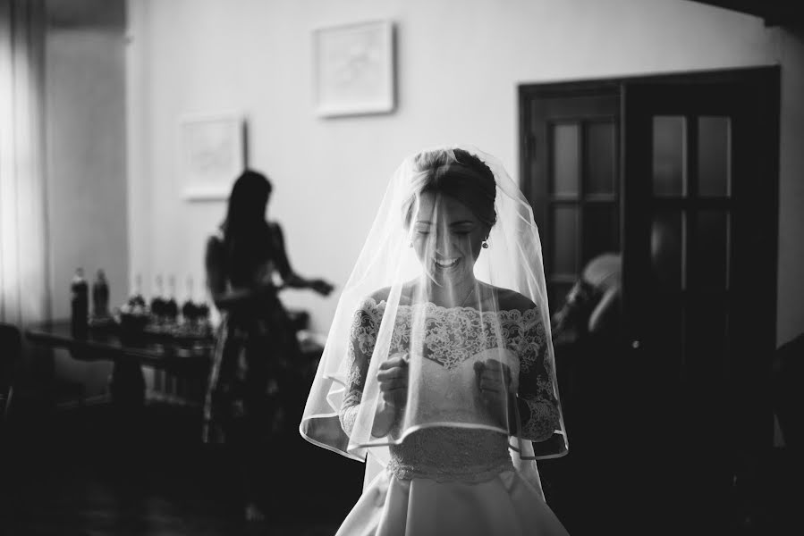 Wedding photographer Aleksandr Medvedenko (bearman). Photo of 28 March 2016