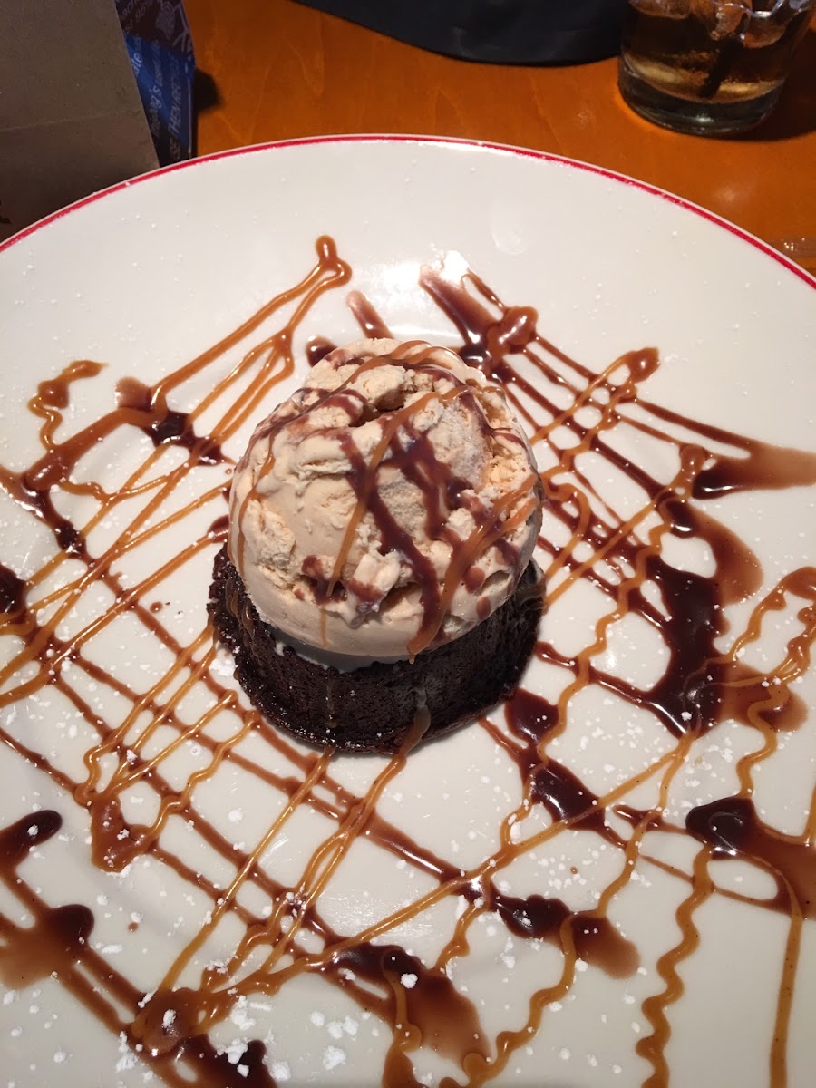 Flourless chocolate cake with ice cream